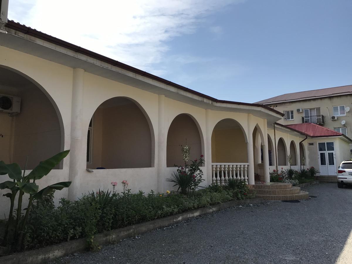 Davel Hotel Gagra Exterior foto