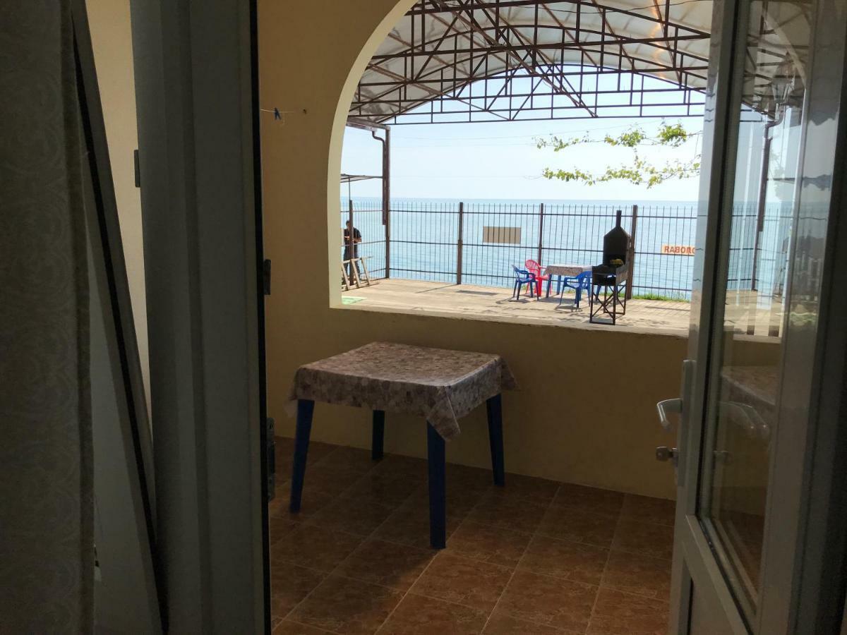 Davel Hotel Gagra Exterior foto