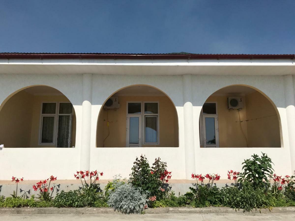 Davel Hotel Gagra Exterior foto